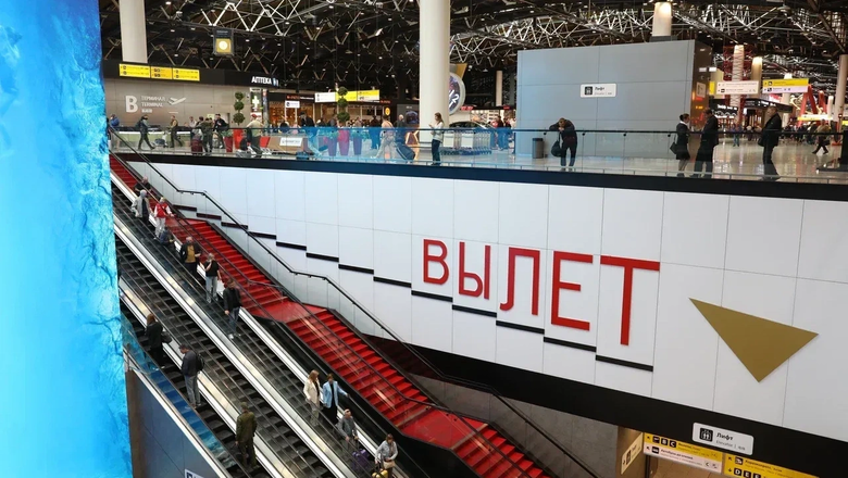 Аэропорты Астрахани и Волгограда временно закрыли для самолётов