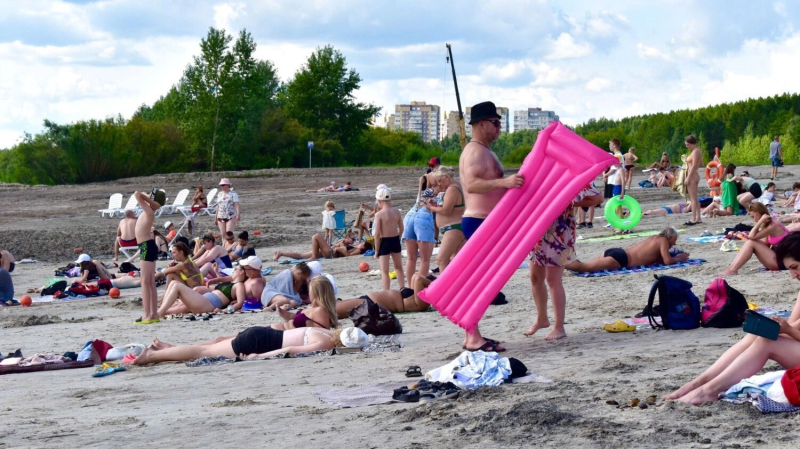 Бархатный сезон на грани: куда ехать, если Крым под атакой, а Сочи — как Мальдивы