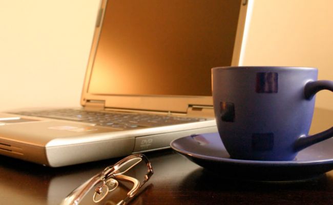 Берлинский вор, плач Каллас и фашизм на Скотном дворе: утренний кофе с EADaily