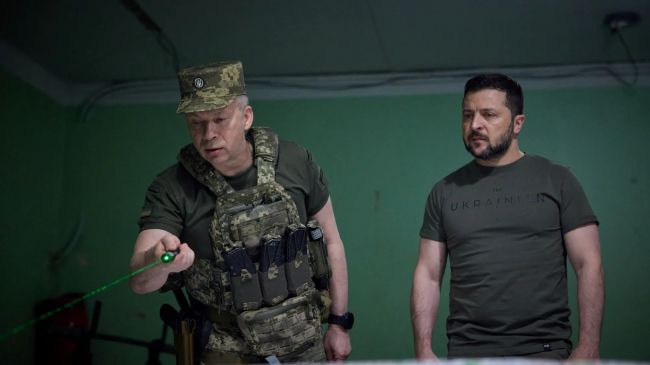 Давай, еще и с Венгрией разругайся: Зеленский обвинил Будапешт в налете дронов