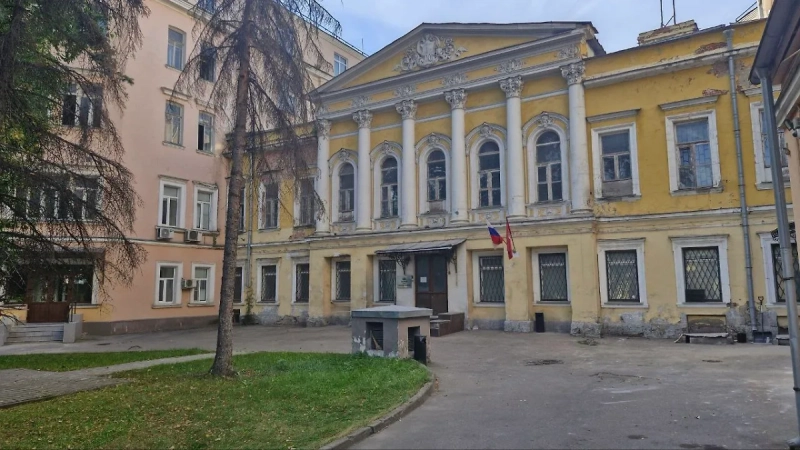 Как экстремист Геннадий Гудков прячет в России бизнес, пентхаус и прописку в усадьбе Станиславского