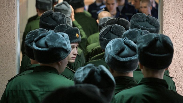 Как пройдет осенний набор в армию в 2025 году и почему электронные повестки нельзя игнорировать