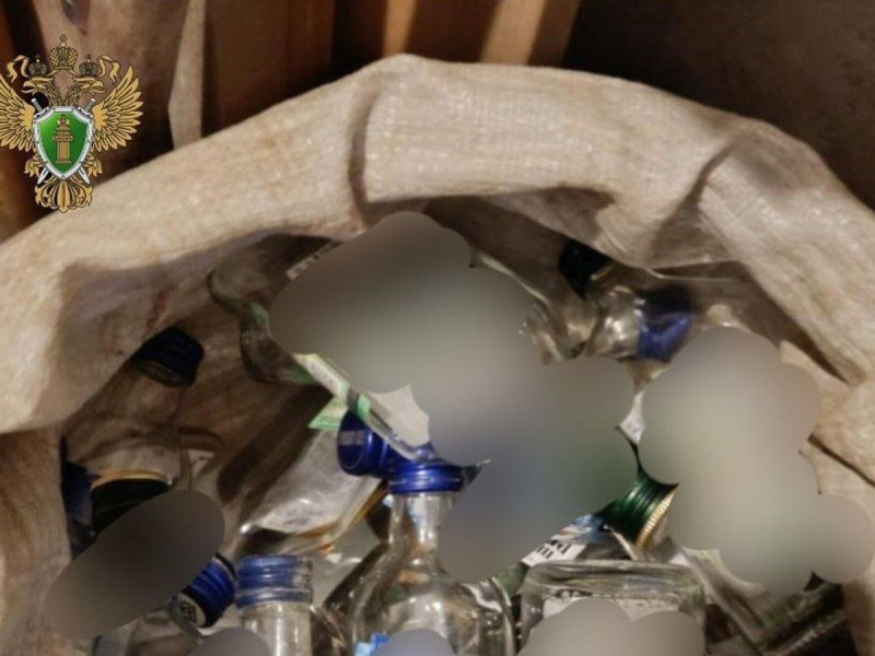 Mash: в Ленобласти количество отравившихся метиловым спиртом возросло до 25 человек