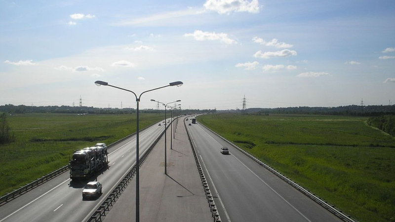 На развязке КАД с Кронштадтским шоссе изменят схему проезда