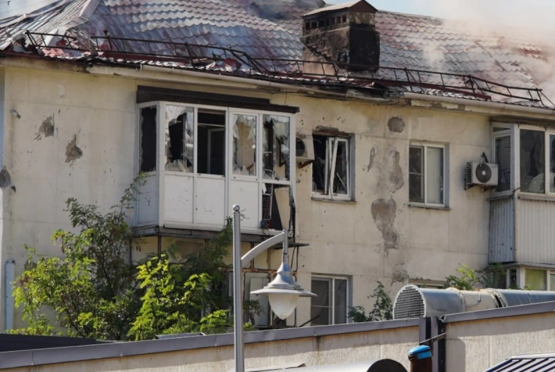 Оперштаб Кубани показал фото последствий атаки дронов на Новороссийск