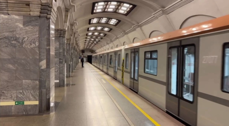 Первый «Балтиец» для новой линии метро Петербурга вышел на обкатку (фото)