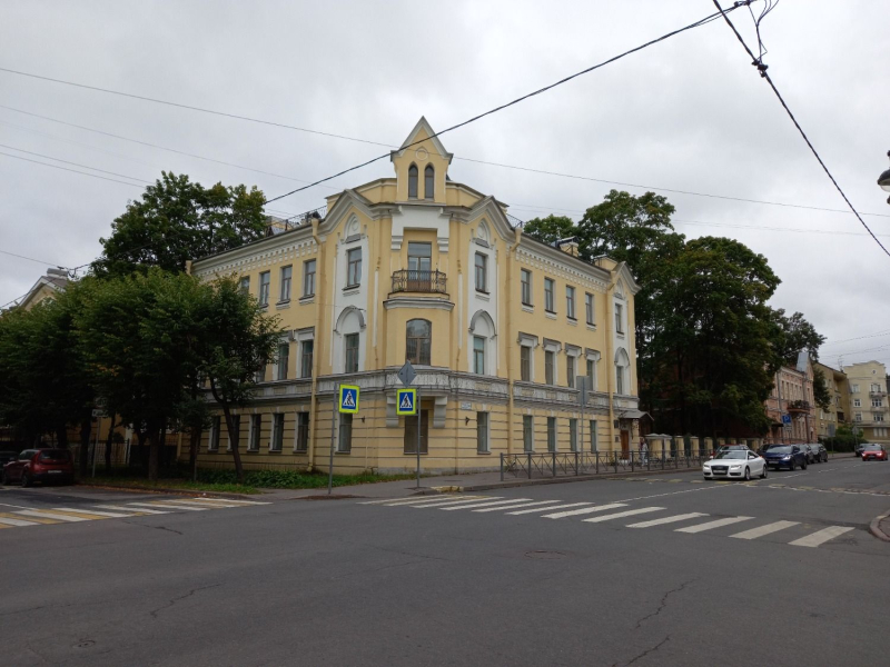 Пушкин за один день: на чем лучше доехать, где потратить деньги и как все успеть