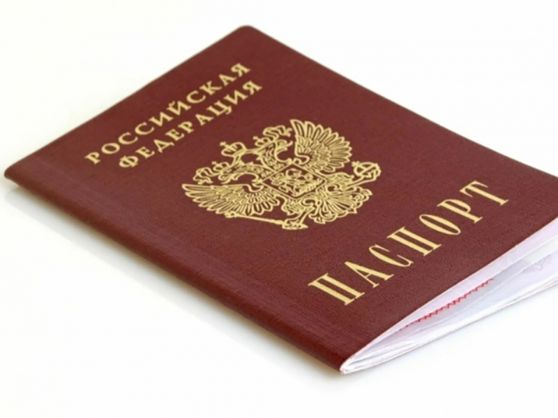 Россиянин пришел менять паспорт в 45 лет и был отправлен на СВО