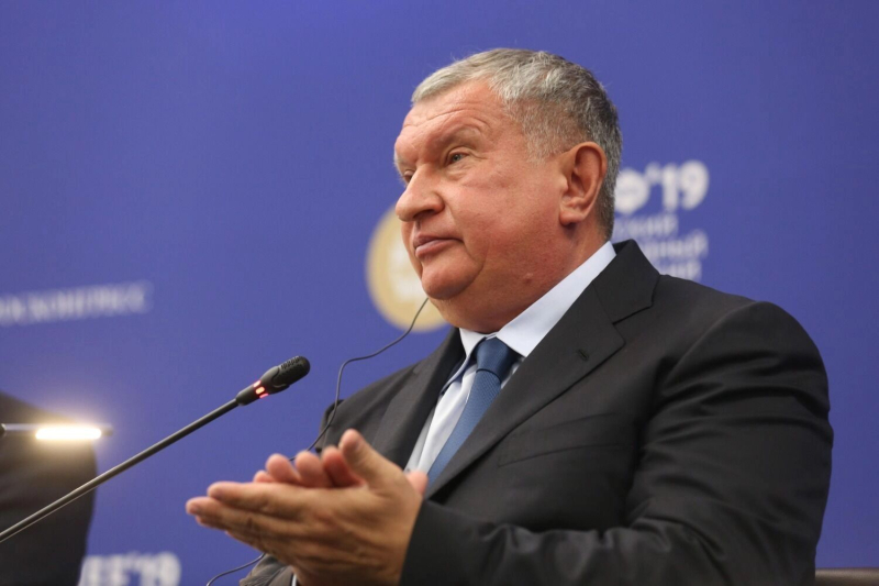 Слезаем с нефтяной иглы и залезаем на финансовый эшафот. Цена вопроса для россиян