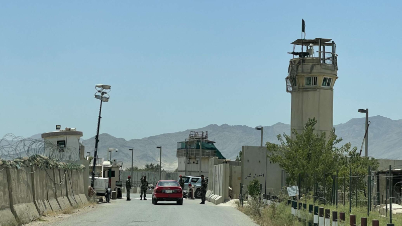 СМИ: США обсуждают с талибами возвращение своих военных на базу Баграм