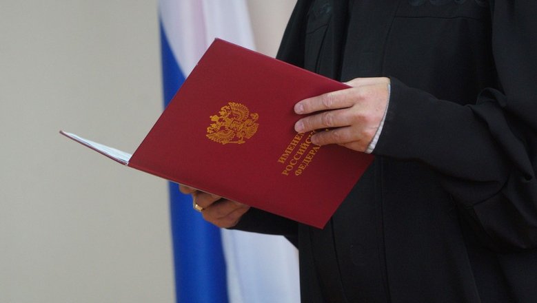 Суд обязал Певчих* ежедневно платить по 75 тыс рублей по делу о защите репутации