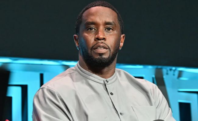 Угрожает до сих пор: бывший стилист Diddy обвинил его в сексуальном насилии