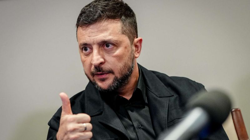 Уроки Овального кабинета не прошли даром: Зеленский приучается к пиджаку