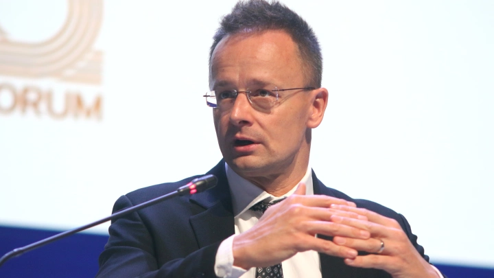 Венгрия ведёт работу против Украины: Сибига нахамил Сийярто