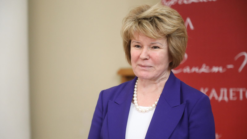 Вице-губернатор Петербурга извинилась за сбои в работе электронного дневника