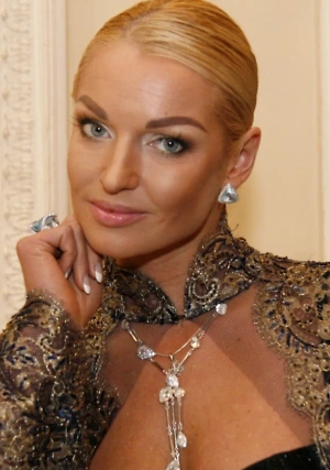 Волочкова назвала короткие праздники причиной семейных разладов в России