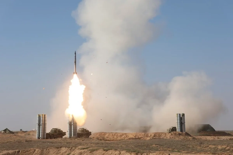 За ночь расчёты ПВО уничтожили 70 украинских дронов над регионами России