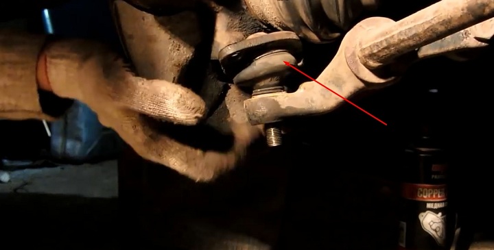 Пошаговая информация по замене шаровой опоры ВАЗ 2110, 2111, 2112