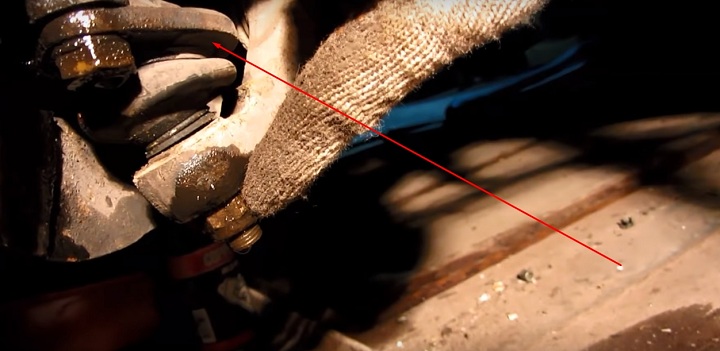 Замена шаровой опоры ВАЗ 2110, 2111, 2112 своими руками | снятие, проверка, ремонт, цена