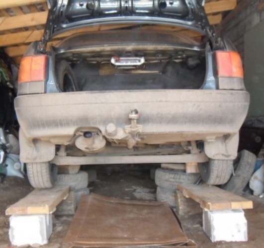 Замена сайлентблоков задней балки