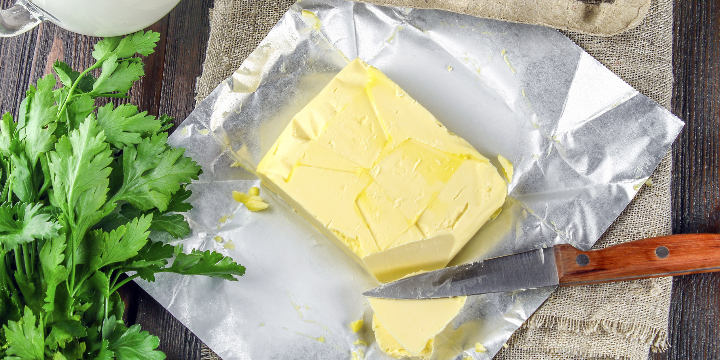 Из чего делают маргарин и стоит ли его использовать в выпечке