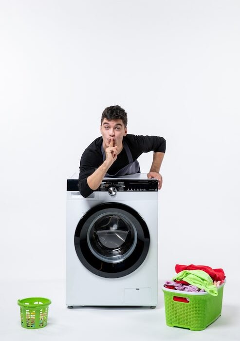 Почему не крутит колесо стиральной машины при включении