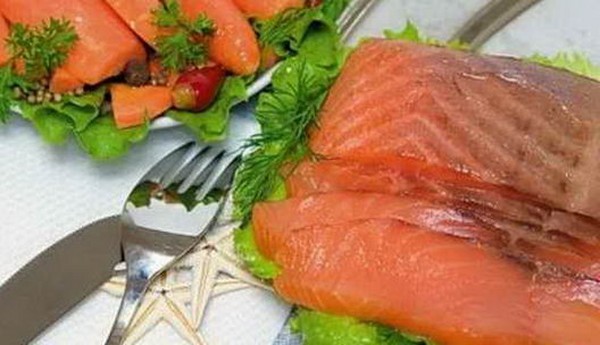 Как засолить горбушу в рассоле: рецепты